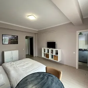 https://central-studio-vitan-mall.bucharesthotelsnow.com