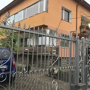 АПАРТАМЕНТ ЗА ГОСТИ Александра Болгария